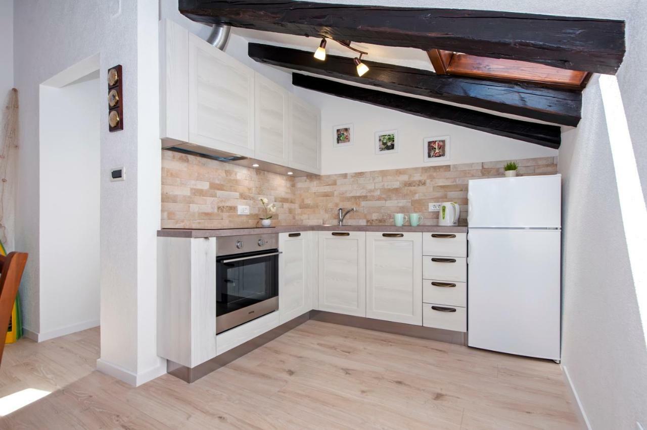 Rovigno Bella Sea View Apartment Экстерьер фото
