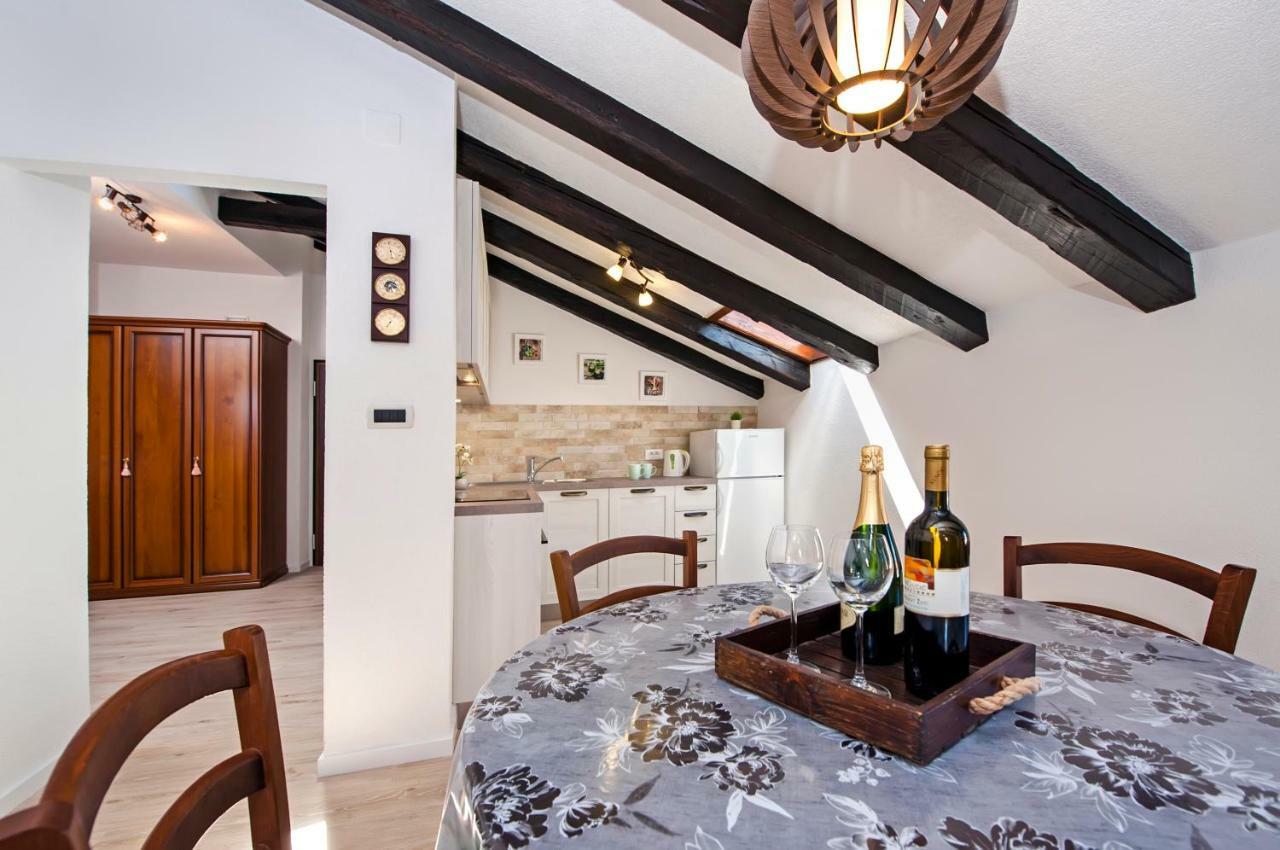 Rovigno Bella Sea View Apartment Экстерьер фото