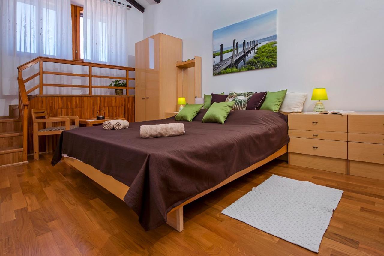 Rovigno Bella Sea View Apartment Экстерьер фото